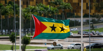 20. O Menor País do Mundo: Os Segredos de São Tomé e Príncipe