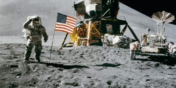 07. Bases Lunares Secretas